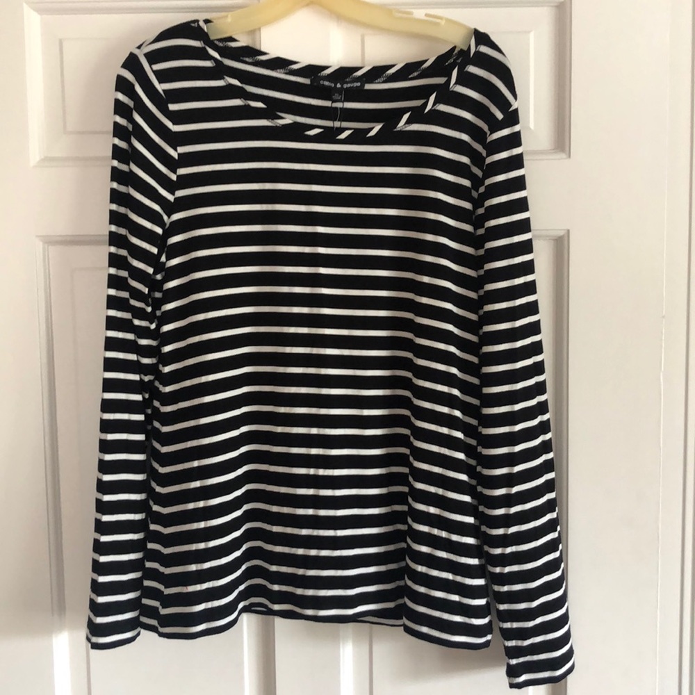 Black and white striped tee